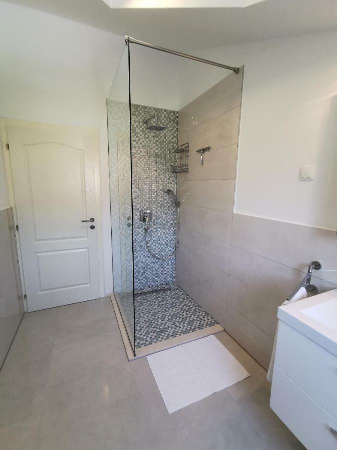 New Apartments 9 Minutes From Split Airport Kastela Luaran gambar
